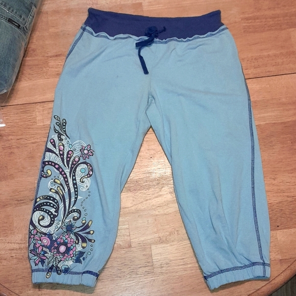 String tie Capri pants - Picture 1 of 5